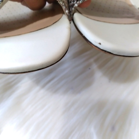 Clarks Women's Caroleigh Anya Ankle Strap Heeled Sandals Sz 9M - Picture 6 of 12